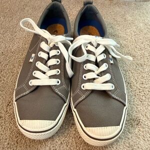 Cariuma x 4Ocean OCA Low Sneakers – Grey | Eco-Friendly